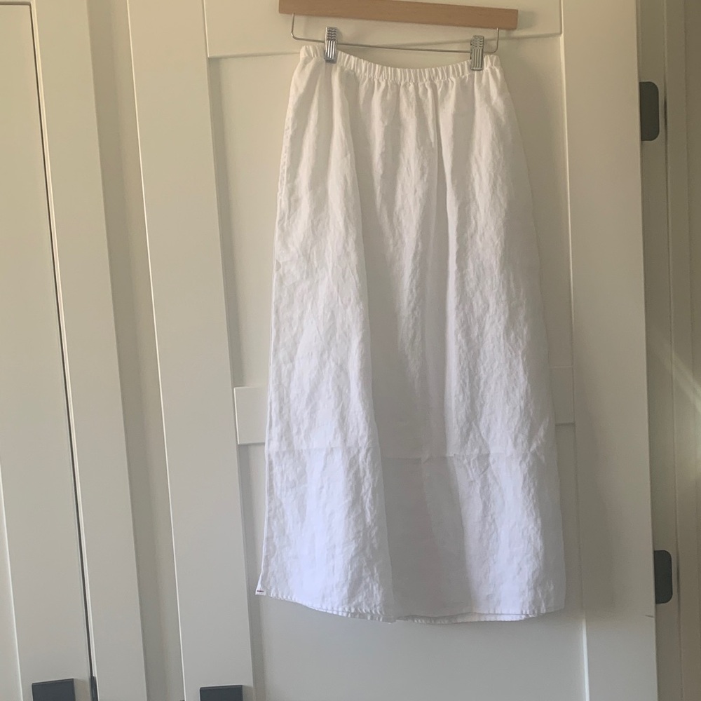 XiRENA White Midi Skirt with Elastic Waist and pockets